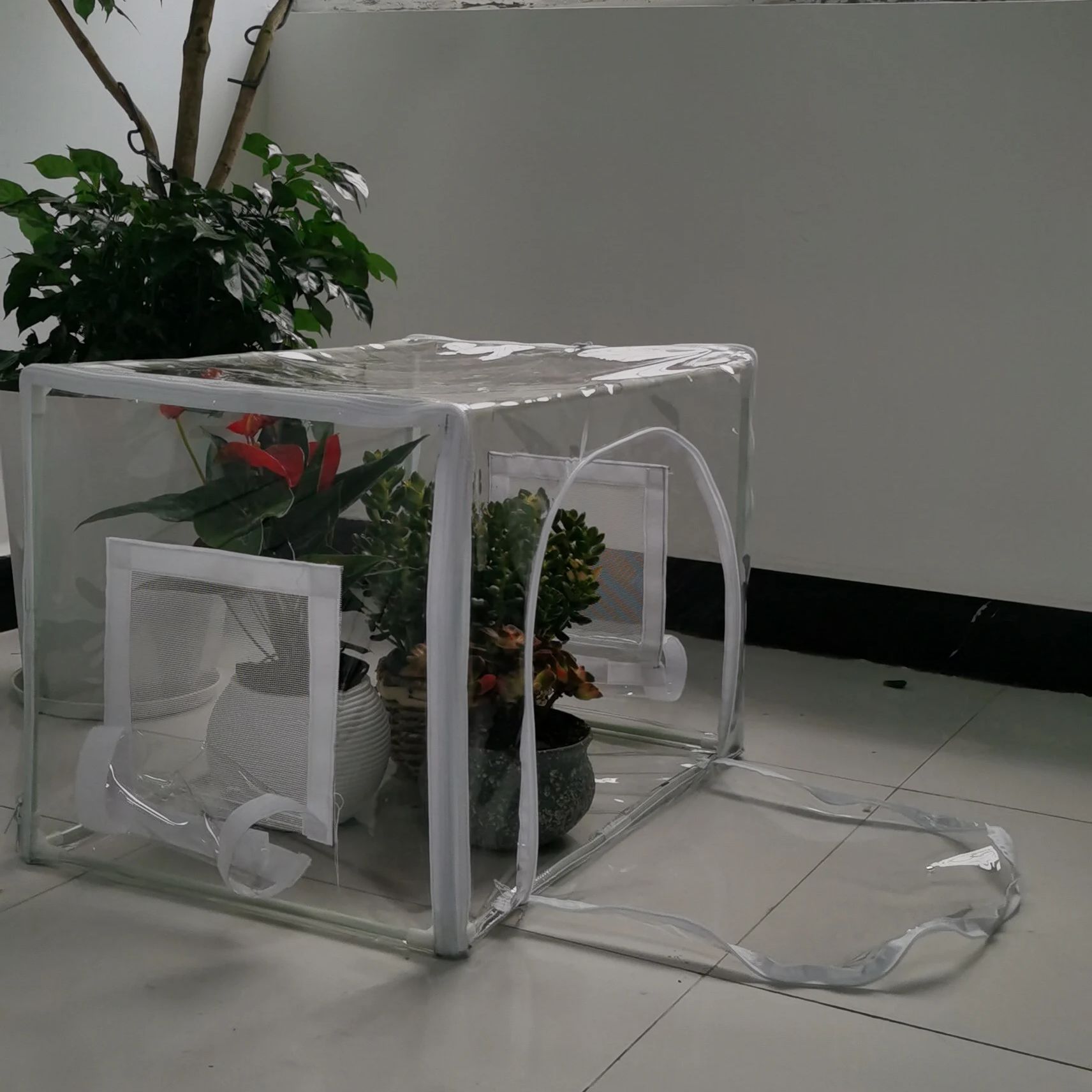 Compact Indoor/Outdoor Greenho - Grow Tent 4X4 评论和价格
